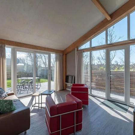 Holiday home Gorgeous With Patio *